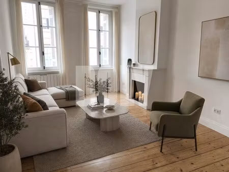 doly - appartement 3 pièces - 50m2 - 75011