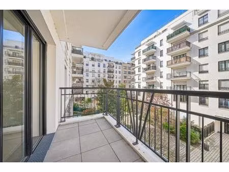 appartement 2 pièces avec balcon - suresnes