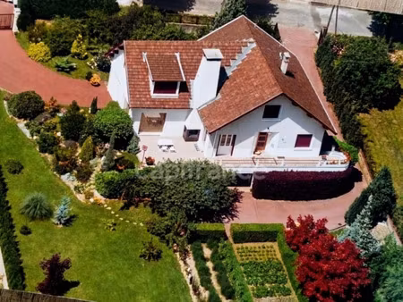 propriété à vendre beynost 10 pièce(s) 220m2 932 000€
