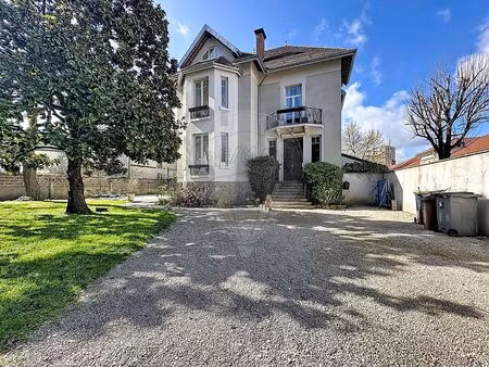 maison 6 chambre(s) à vendre