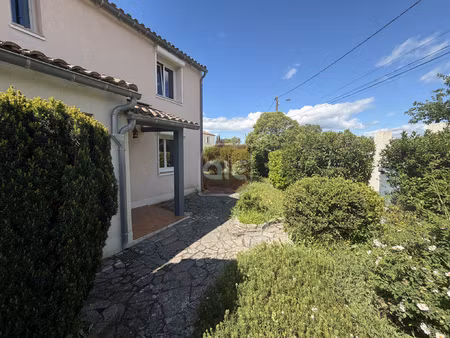 à louer - prades le lez - maison t4 de 107 m2