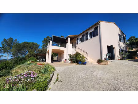 maison de caractère de 132 m² avec vue dégagée vidauban