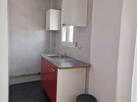 location appartement 2 pièces 32 m² à aubervilliers (93300)