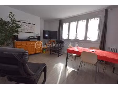 appartement de 66 02 m² à les clayes-sous-bois