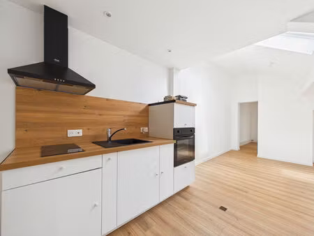 saint-avold: appartement entièrement refait avec terrasse à vendre