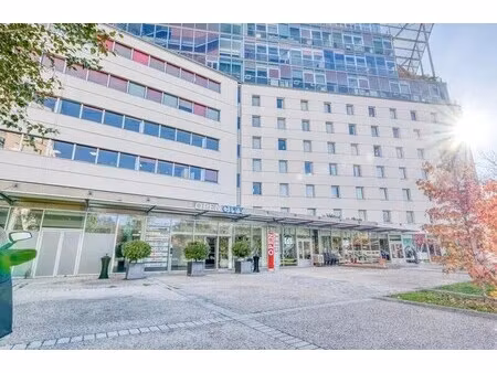 location bureaux 548 m²