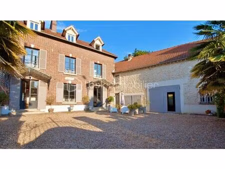 maison de maitre de 215 m² à beynes
