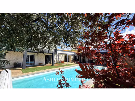vente maison 5 pièces 220 m² dompierre-sur-mer (17139)