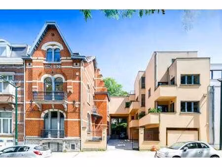 uccle : coup de cœur - triplex 3 chambres avec terrasse