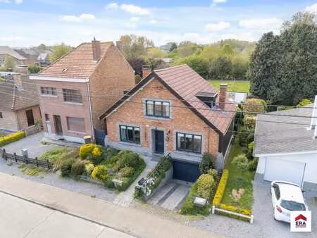 charmante maison 3ch + garage sur naast