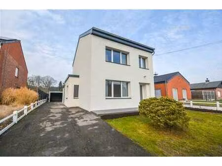 charmante maison récemment rénovée avec 3 chambres à baal