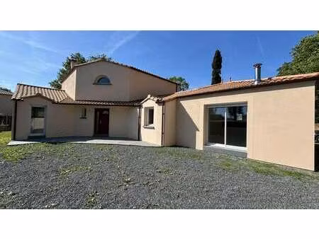 vente maison à haute-goulaine (44115) : à vendre / 215m² haute-goulaine