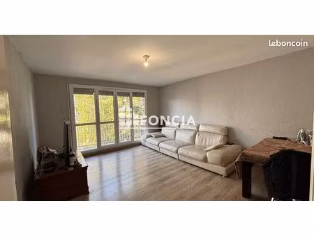 a vendre beau t3 à avignon avec terrasse