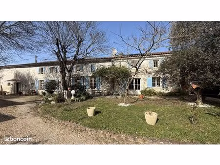 maison en viager 9 pièces 242 m²
