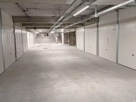 box garage à louer