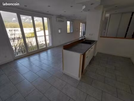 appartement 5 pièces 101 m²