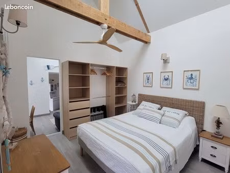 petite maison en pierres (t2) meublée et équipée