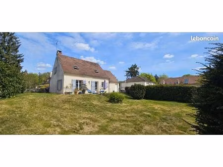 maison de 120m² au sol avec sous-sol total  garage  terrain 712m²