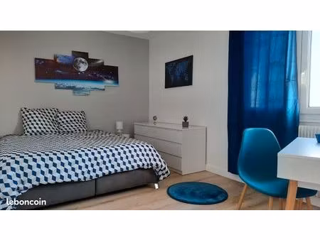 chambre meublé