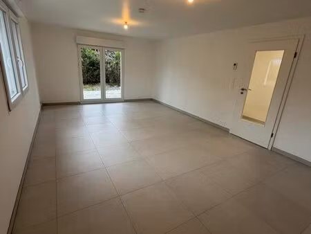 à louer – superbe f3 rénové de 98 m² à forbach