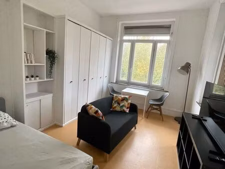 appartement meublé et parking