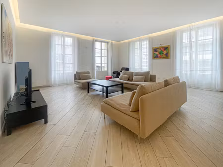 lot de 9 appartements rénovés avec prestations de qualité