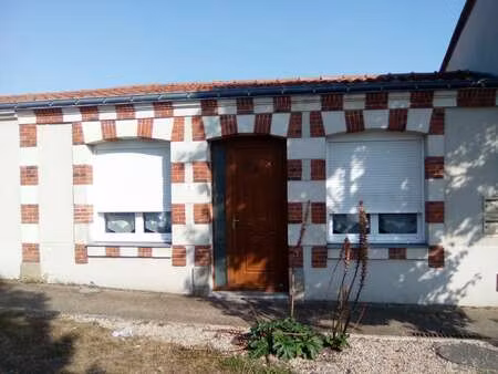 location maison au landreau (44430) : à louer / 71m² le landreau