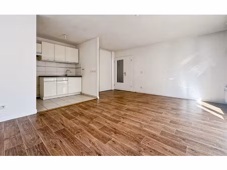 location appartement  49.33 m² t-2 à athis-mons  925 €