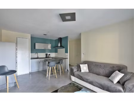 location appartement  41.57 m² t-2 à grézieu-la-varenne  720 €