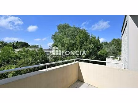 à vendre – t3 traversant lumineux avec terrasse