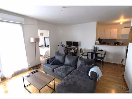 noyal chatillon sur seiche - appartement t2 avec terrasse et stationnement