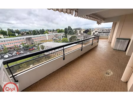 location appartement  117 m² t-5 à pau  1 490 €