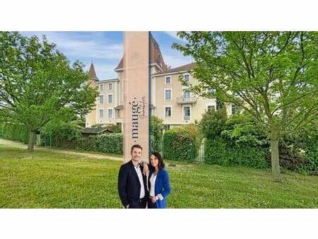 appartement - 3 chambres - place de parking - grand parc arborés - au calme absolu - proch