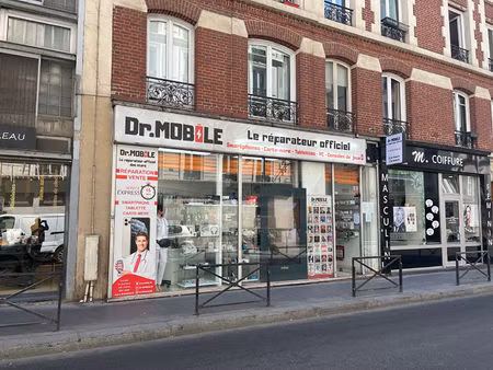 murs de boutique occupés brochant
