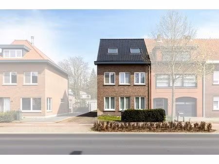 hob met 3 slaapkamers en mooi groen perceel in brasschaat