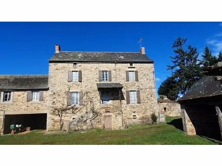 corps de ferme sans voisins