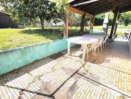 maison traditionnelle de 1975 cadre ideal sur givors