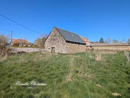 belle grange dans un hameau calme