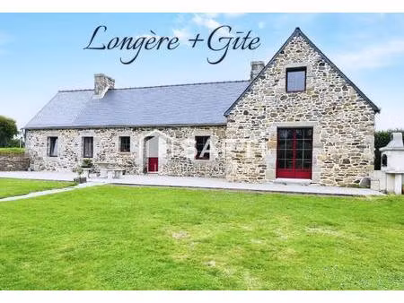 longère et gîte ou maison individuelle côtes-d'armor 30 minutes de lannion proche de la cô
