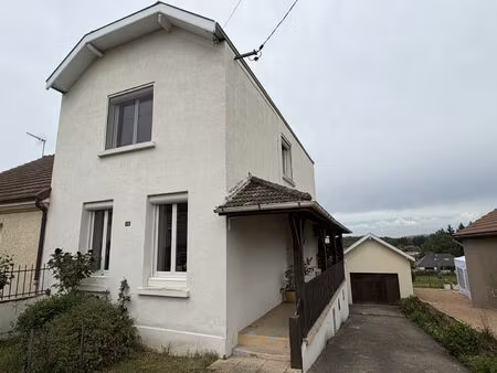 maison ancienne rénovée sur cave et s/s : env. 77 m²