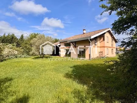 maison d'architecte t7 avec 2 suites parentales sans vis à vis