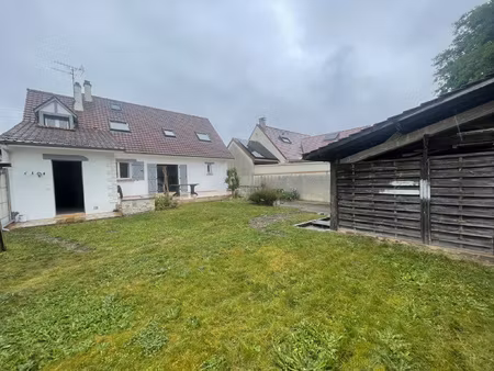 à vendre à tremblay-en-france : maison de 102m2