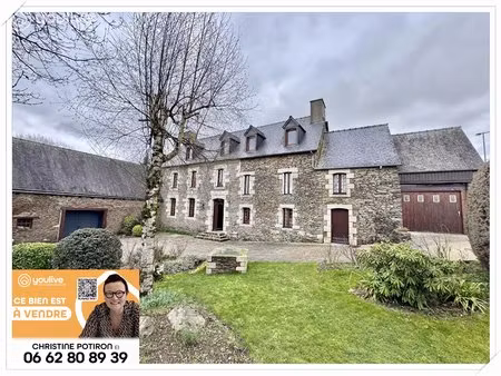 à trévé  22600 une maison de 223 m2 héritée du xviiᵉ siècle