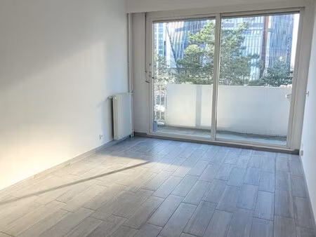 t2 43m² + cave + box en sus