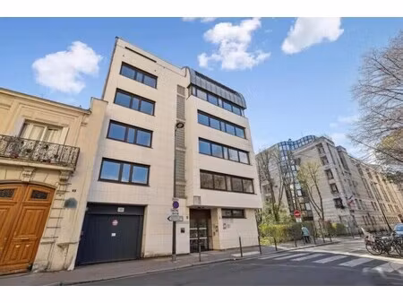 location bureaux 153 m² à 316 m²