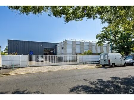 location local d’activités gennevilliers 92230 1725m²