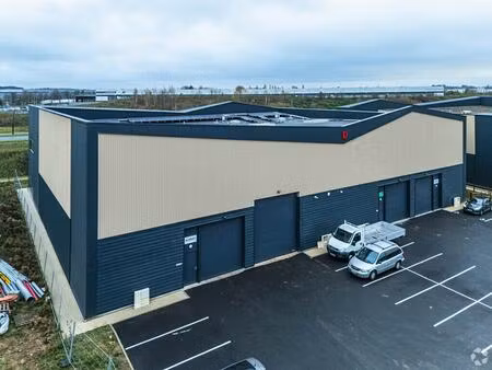 vente local d’activités moissy-cramayel 77550 430m²