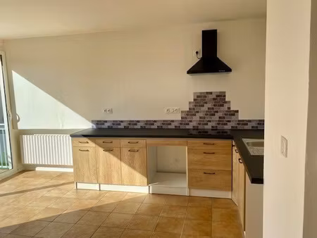 maison rénovée 4 chambres