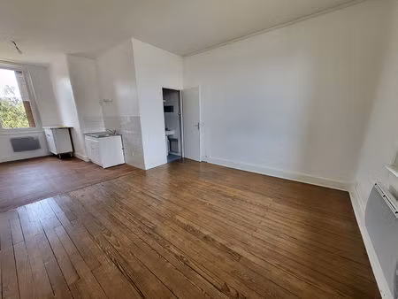 appartement bourg en bresse - 2 pièce(s) - 42 m2