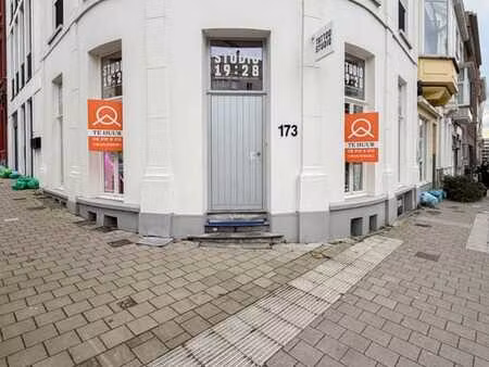 ruim hoekpand dichtbij station gent-sint-pieters !